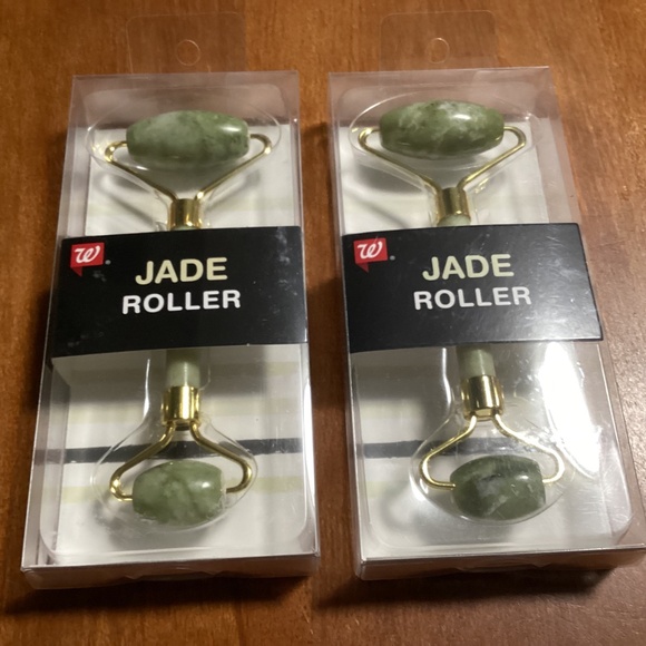 Walgreens Jade Roller Bundle NEW - Picture 3 of 7